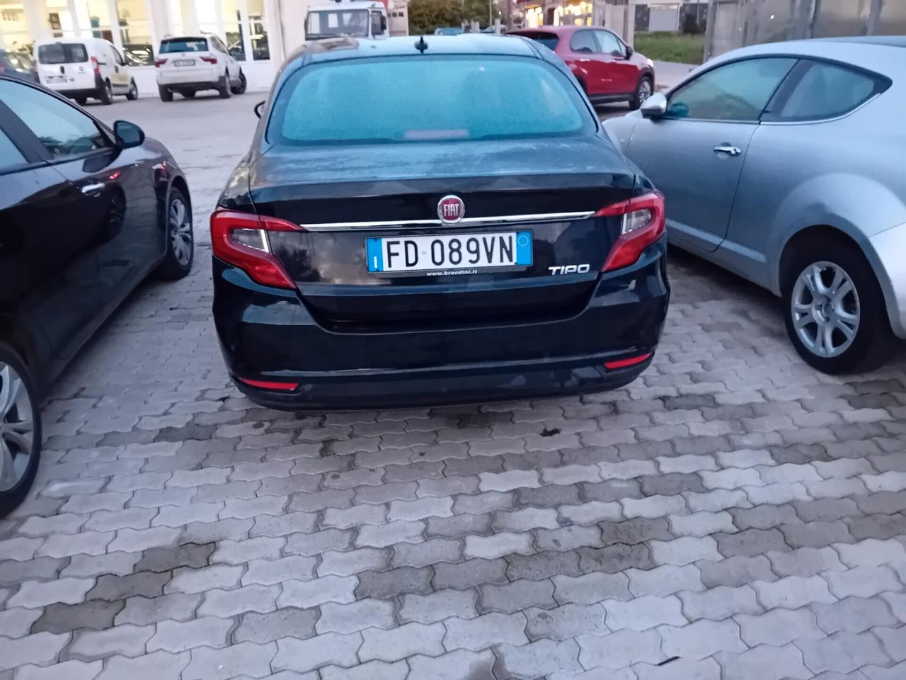 Fiat Tipo 1.6 Mjt 4 porte Opening Edition