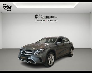 MERCEDES GLA (X156) GLA 200 d Automati...