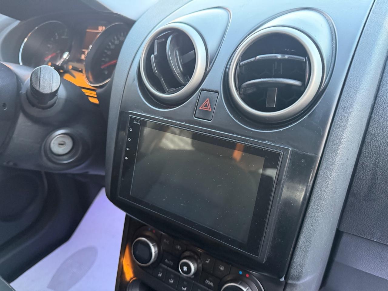 Nissan Qashqai 1.6 dCi Acenta 2012