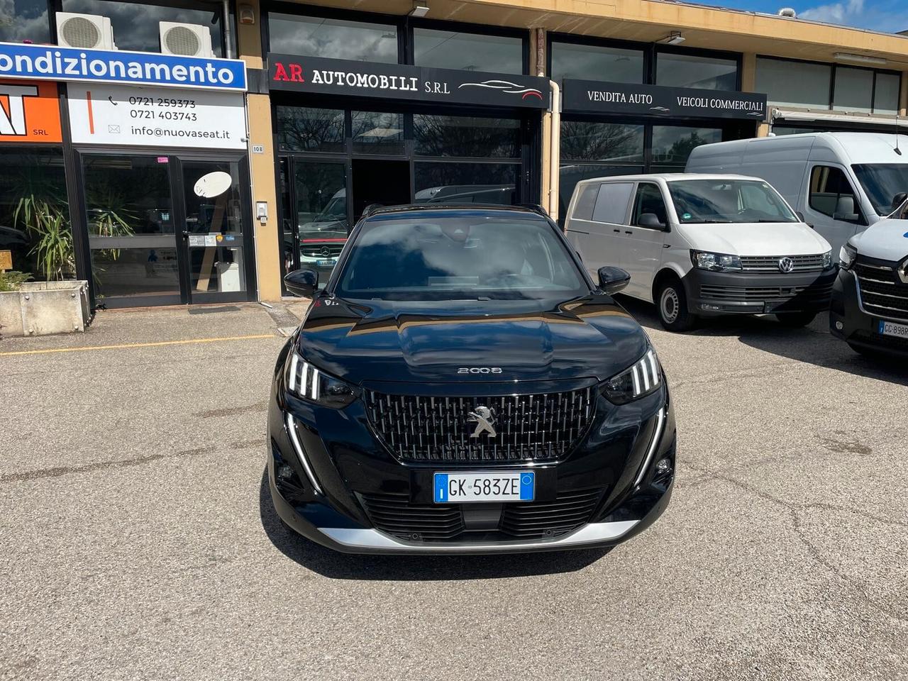 Peugeot 2008 PureTech 130 S&S EAT8 GT