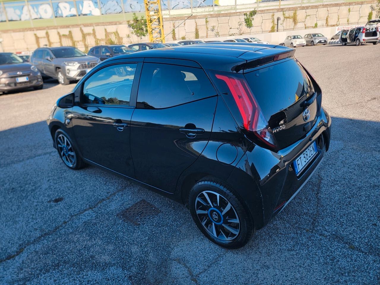 Toyota Aygo 1.0 72 CV x-clusiv GARANZIA TOYOTA