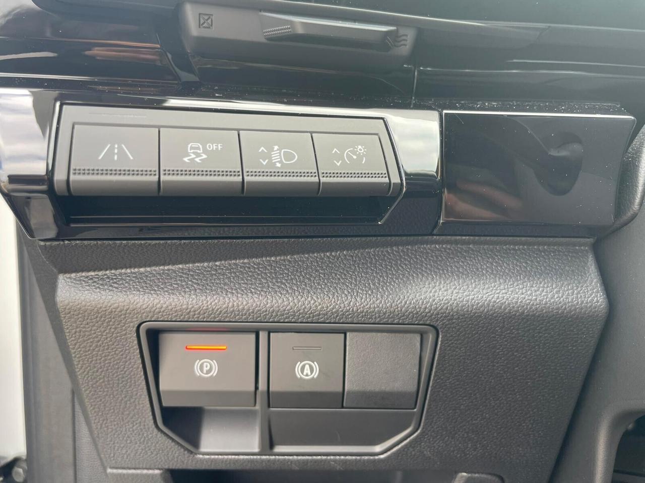 Renault Austral MHEV 140 CV *EQUILIBRE* evolution auto