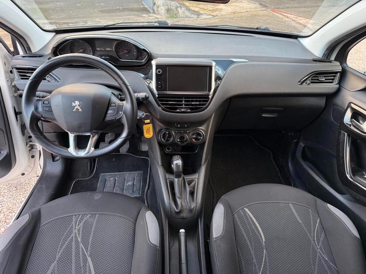 Peugeot 208 1.4 HDi 68 CV 5 porte Allure