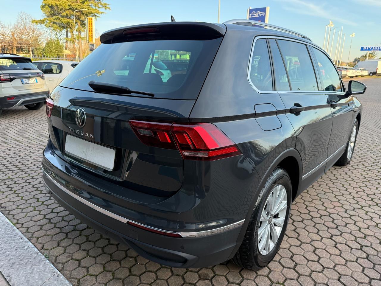 Volkswagen Tiguan 2.0 TDI SCR Life OK NEOPATENTATI