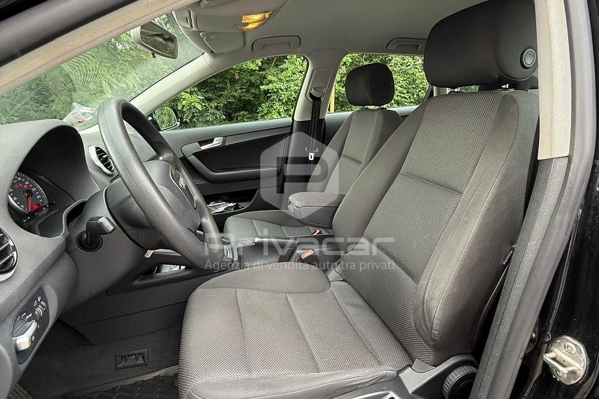 AUDI A3 SPB 1.6 TDI CR F.AP. Young Edition