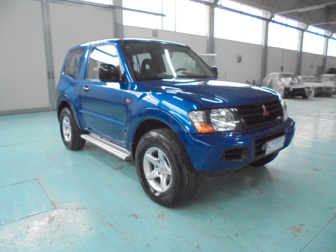 Mitsubishi Pajero 2.5 TDI 3p. GLX 4x4