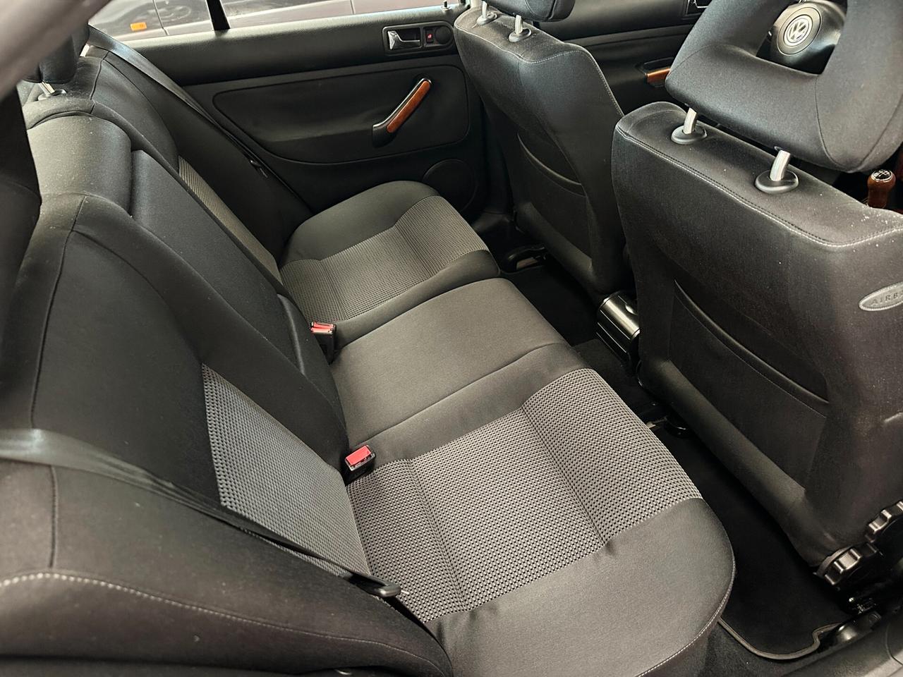 Volkswagen Bora 1.6 105CV 16V cat Highline