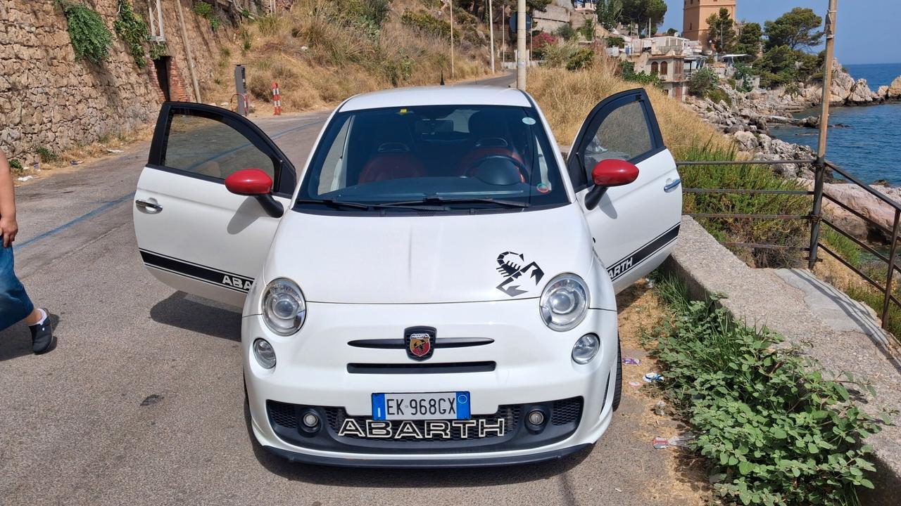 Abarth 595 1.4 Turbo T-Jet 160 CV Competizione