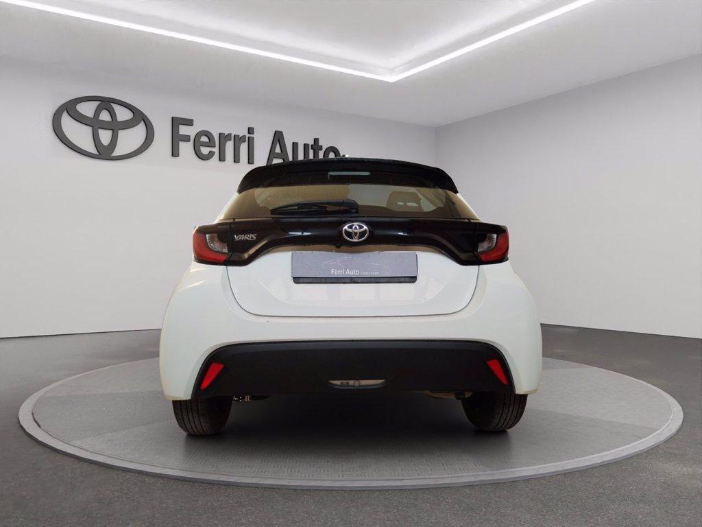 TOYOTA Yaris 1.0 active del 2023