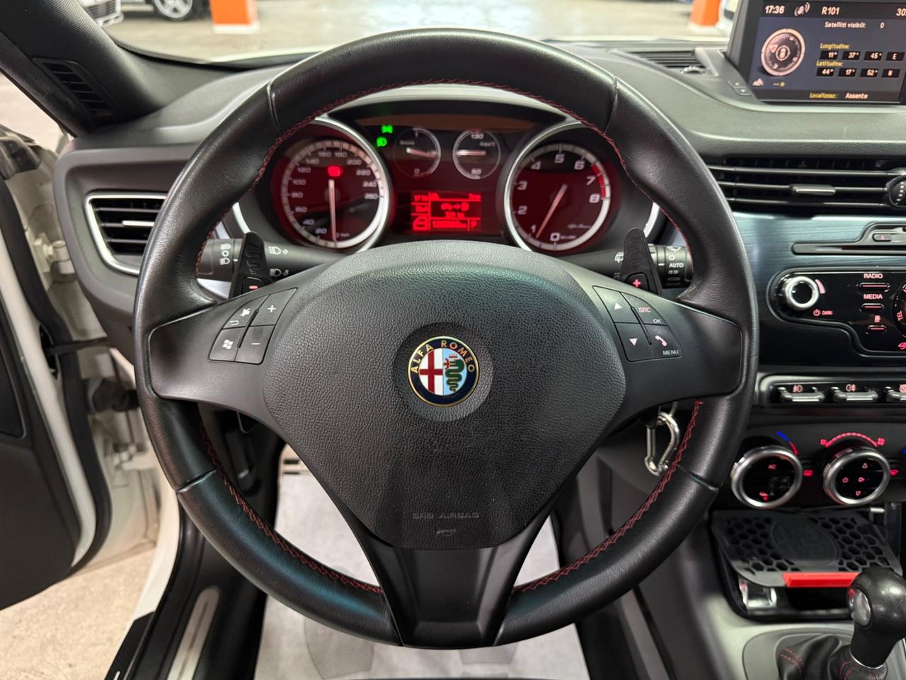 Alfa Romeo Giulietta 1.4 Turbo MultiAir TCT Exclusive BOSE