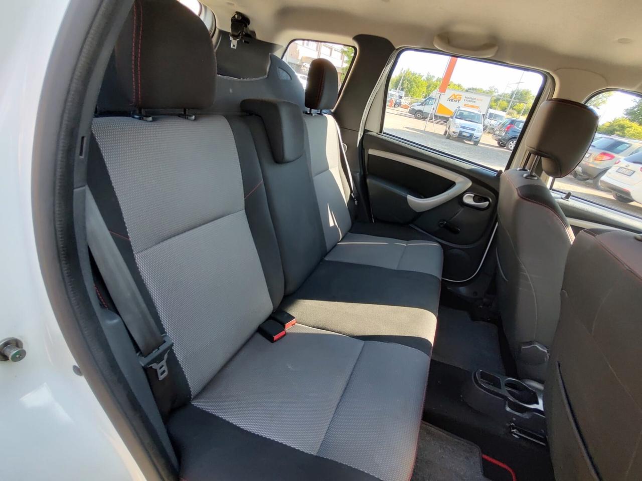 Dacia Duster 1.6 110CV 4x2 GPL Lauréate, OK NEOPATENTATI, GARANZIA L.12 MESI