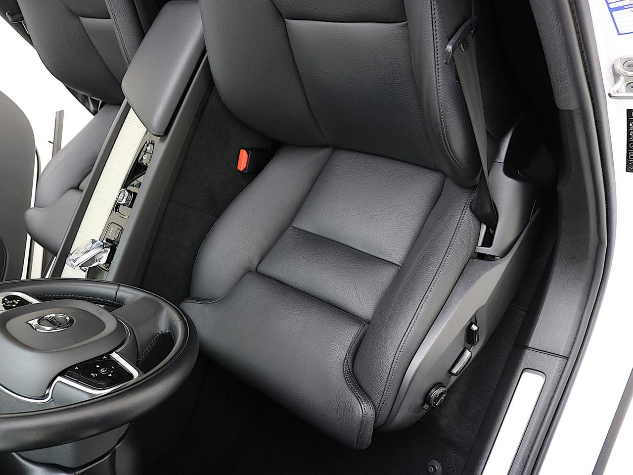 Volvo XC60 B4 AWD auto Inscription TETTO APRIBILE