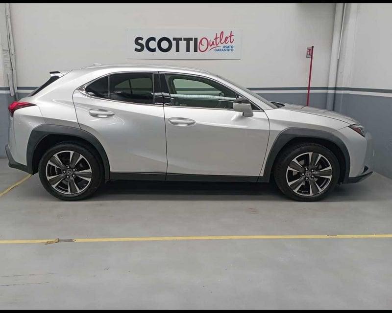 Lexus UX Hybrid Premium