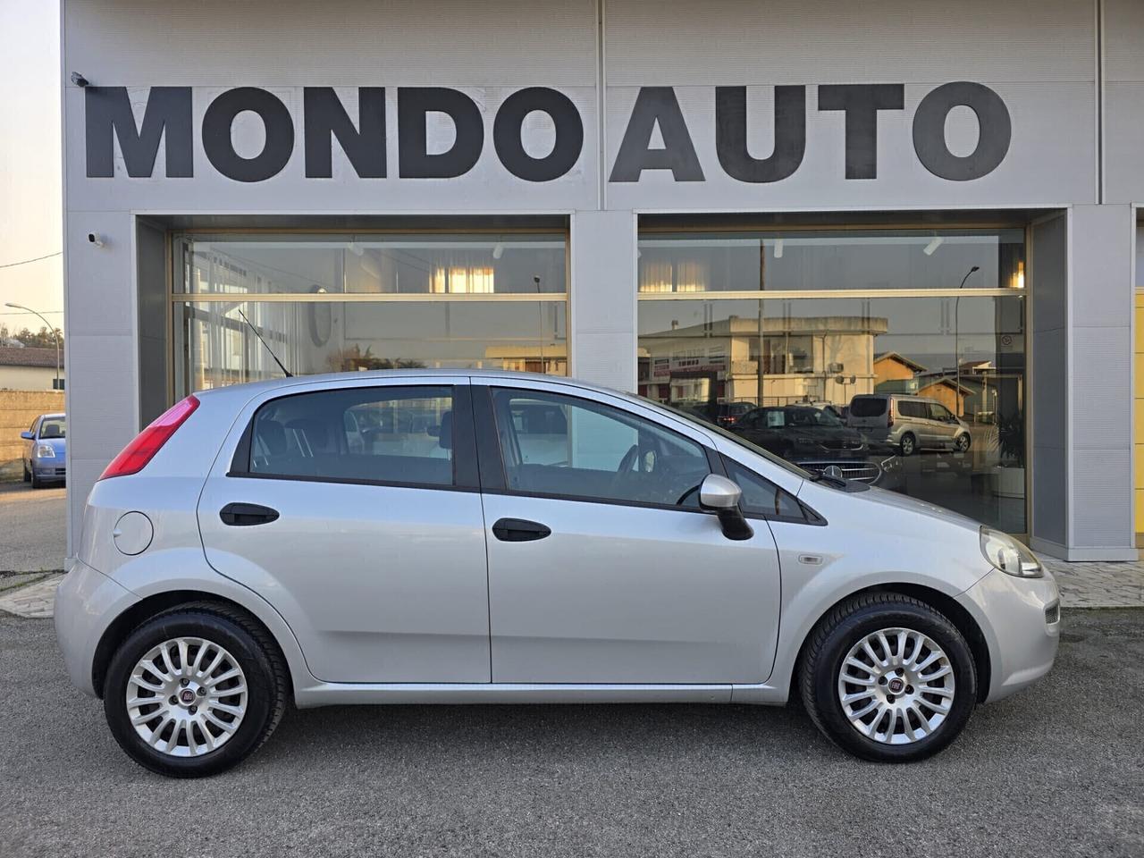 Fiat Punto 1.3 MJT 75 CV 5 porte