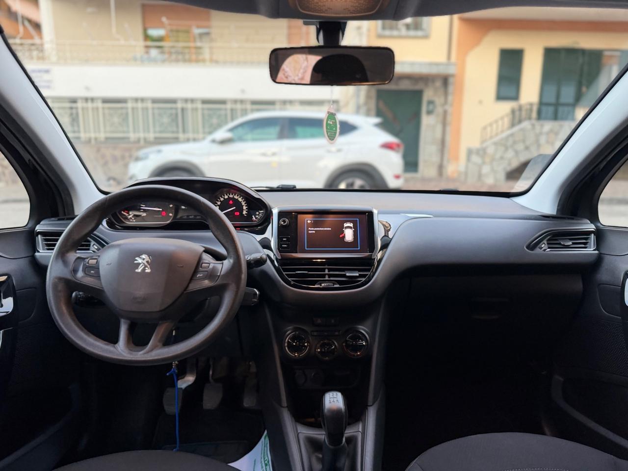 Peugeot 208 BlueHDI 75 CV Allure