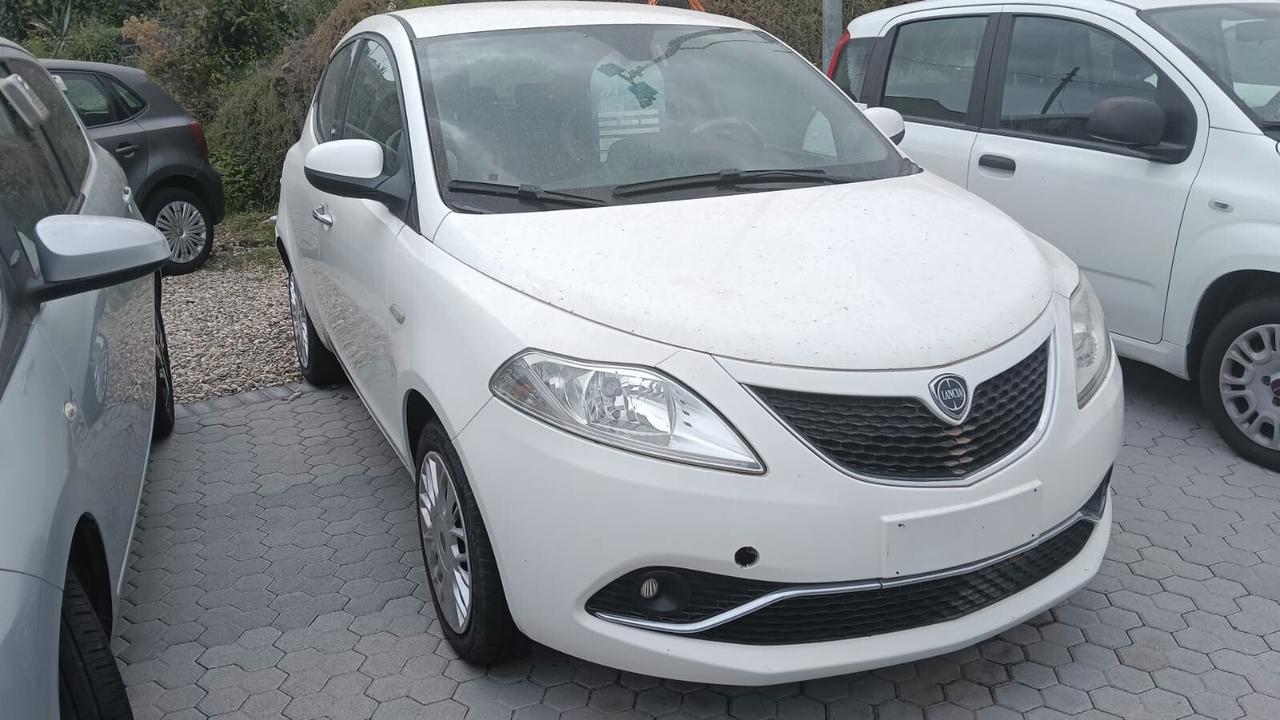 Lancia Ypsilon 1.3 MJT 16V 95 CV 5 porte S&S Gold
