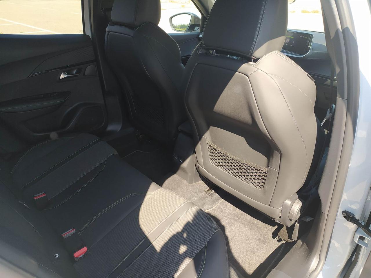 Peugeot 2008 GT 1.5 Blue HDI 130 #12096