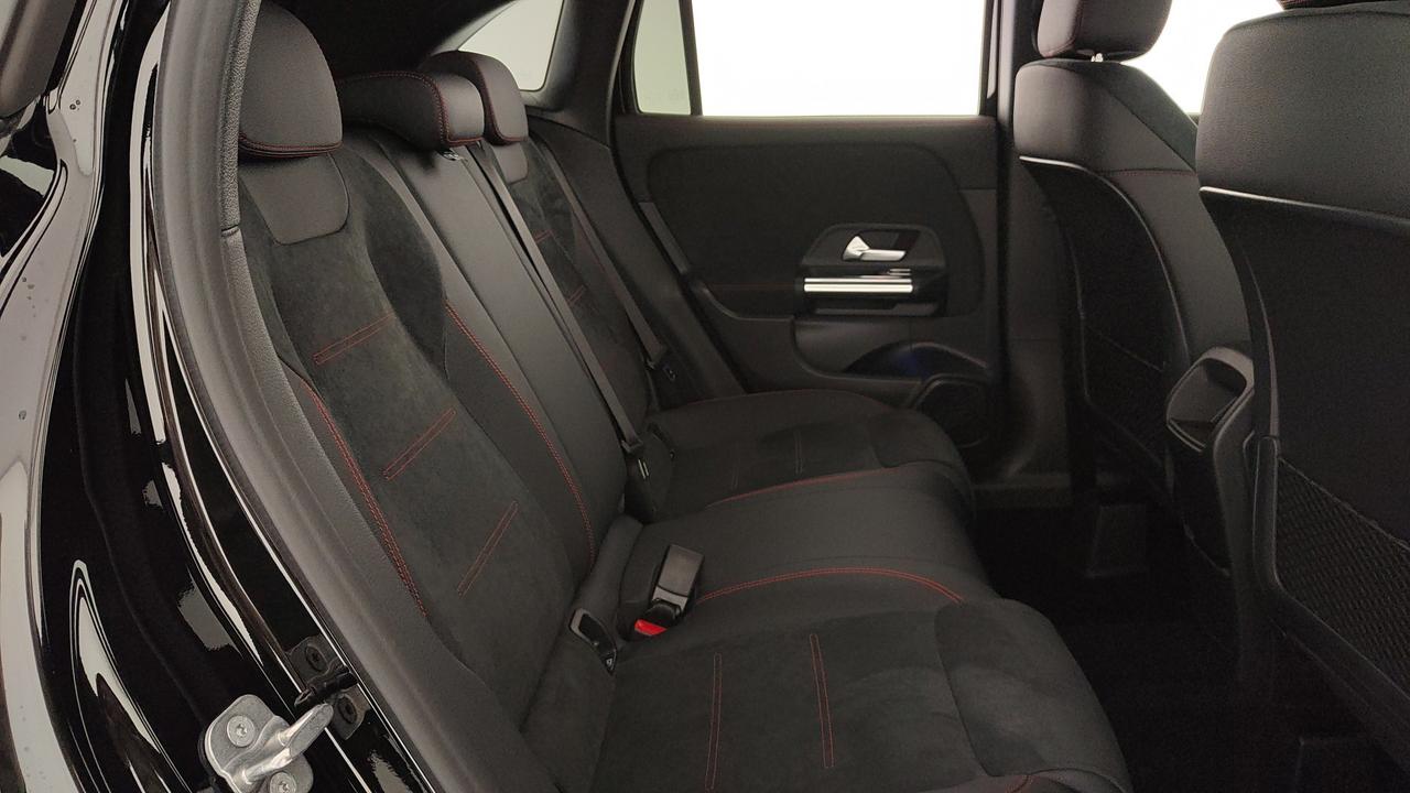 Mercedes-Benz GLA 200 d automatic