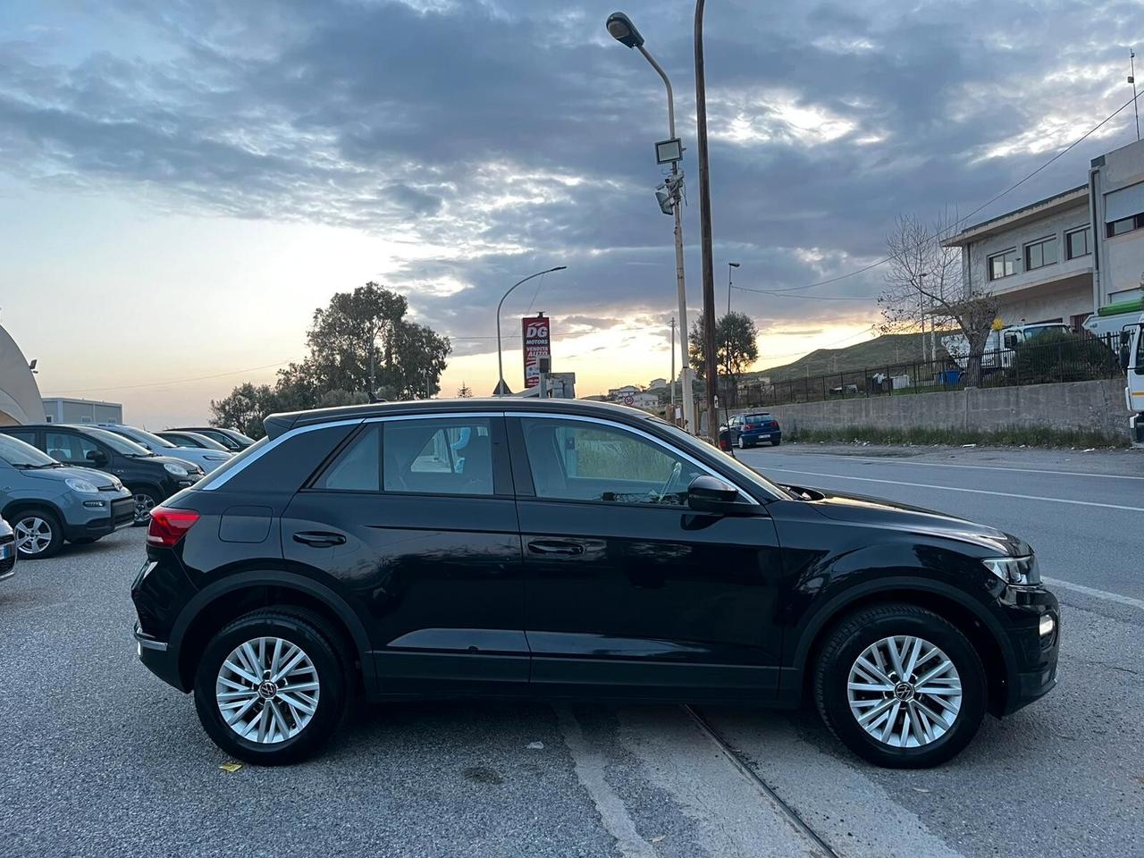 Volkswagen T-Roc 2.0 TDI SCR 150 CV DSG Business BlueMotion Technology