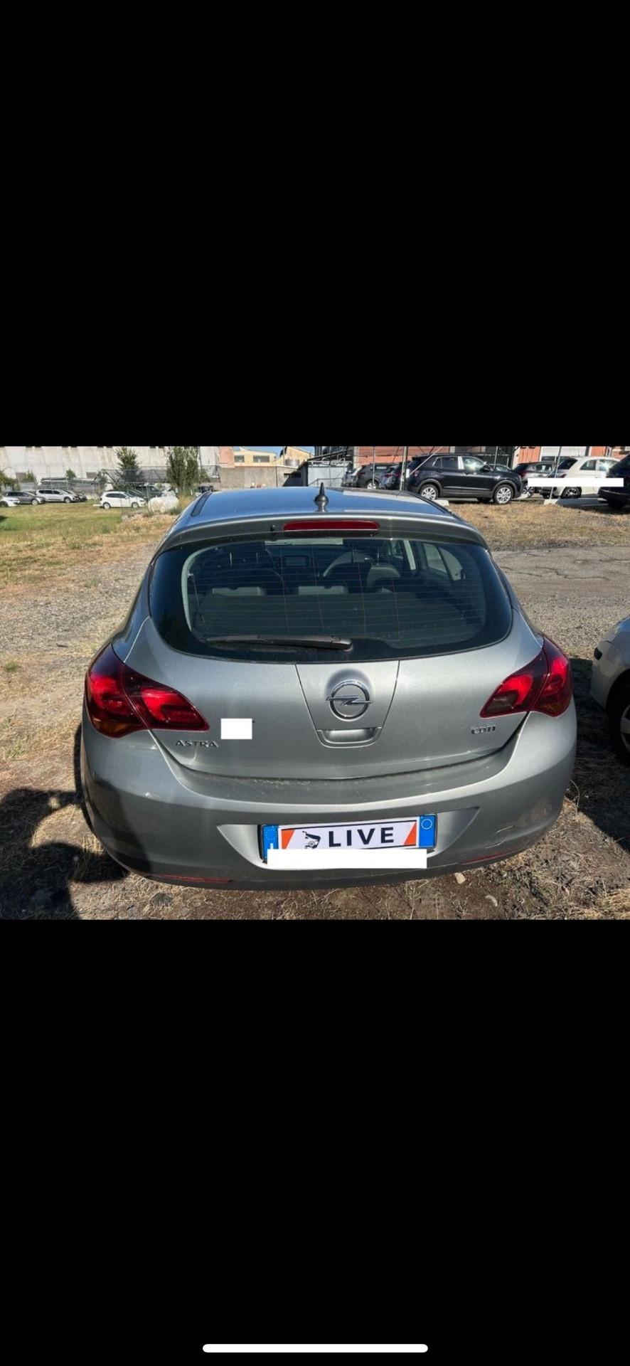 Opel Astra Cosmo 1.7 ECOTEC CDTI 110cv