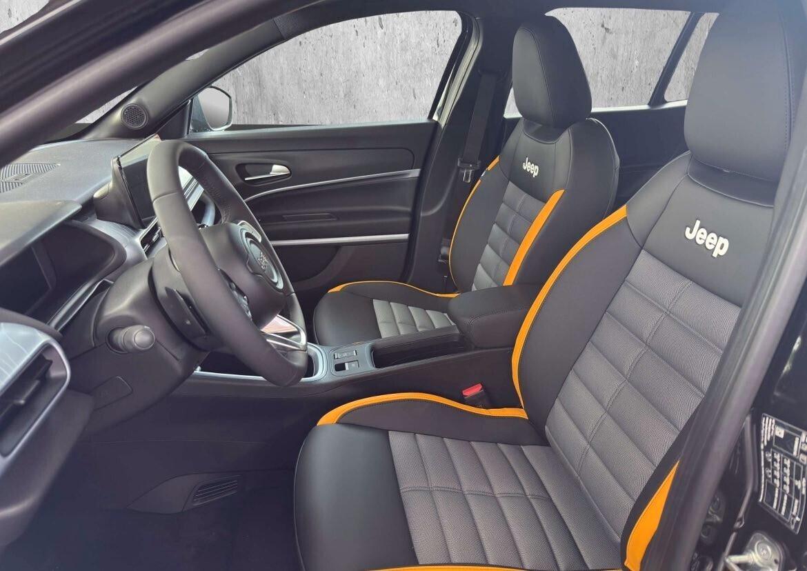 JEEP AVENGER HYBRID 4xe 145 CV AUTOMATICO AUTO A NOLEGGIO