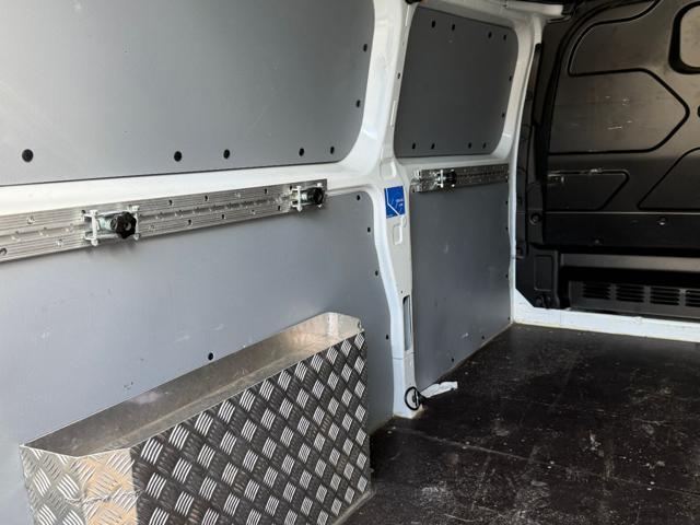 FORD Transit Custom 300 2.0 EcoBlue Hybrid 130 PL ALLESTITO RAMPA