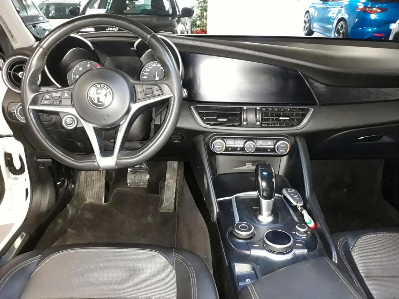 Alfa Romeo Giulia 2.2 Turbodiesel 190 CV AT8 AWD Q4 Executive