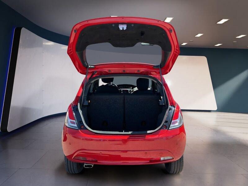 Lancia Ypsilon III 2015 1.0 hybrid Gold s&s 70cv