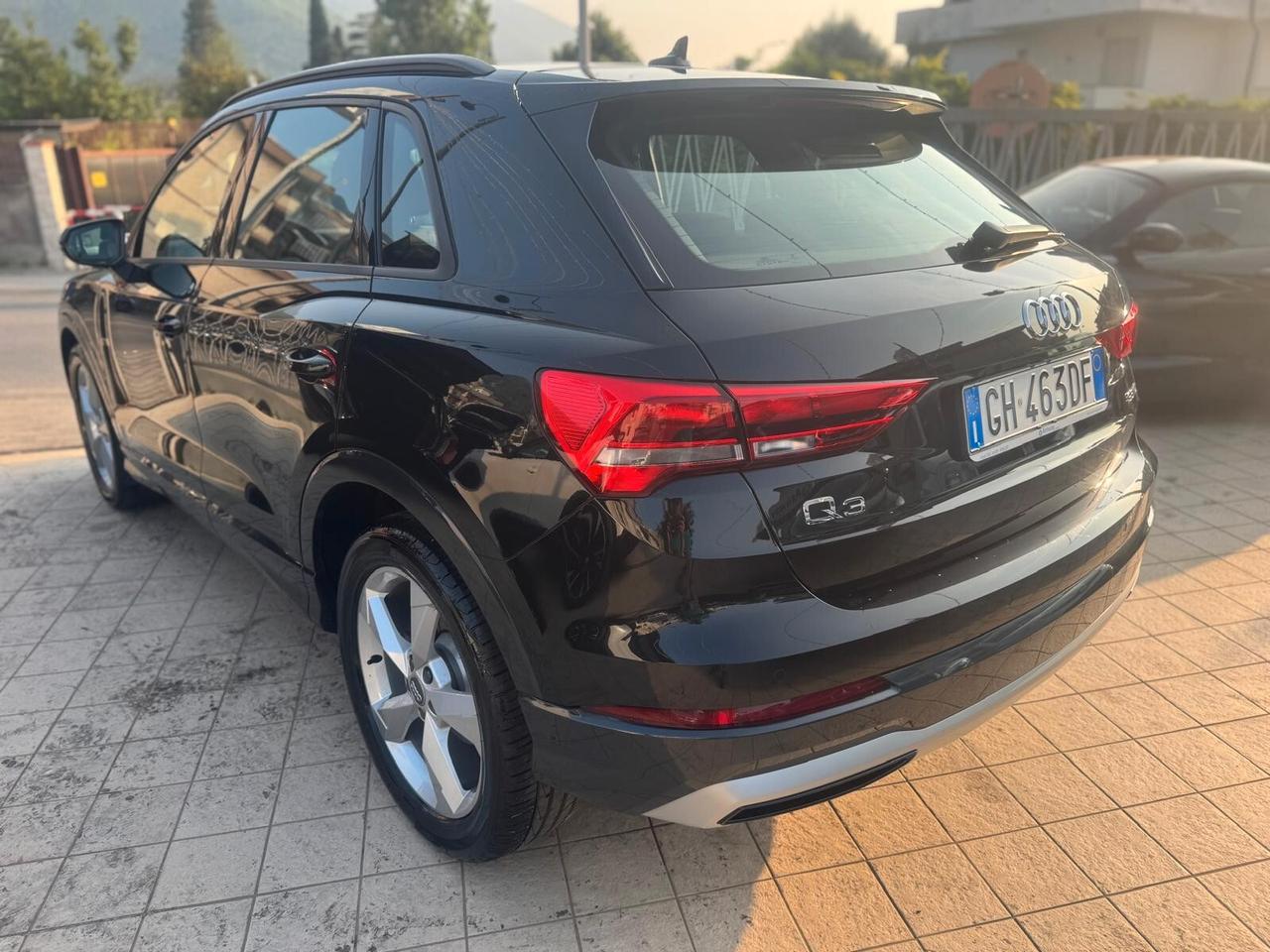 Audi Q3 35 TDI S tronic Business Advanced