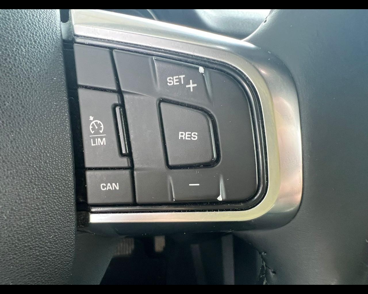 LAND ROVER Discovery Sport 2.2 TD4 S