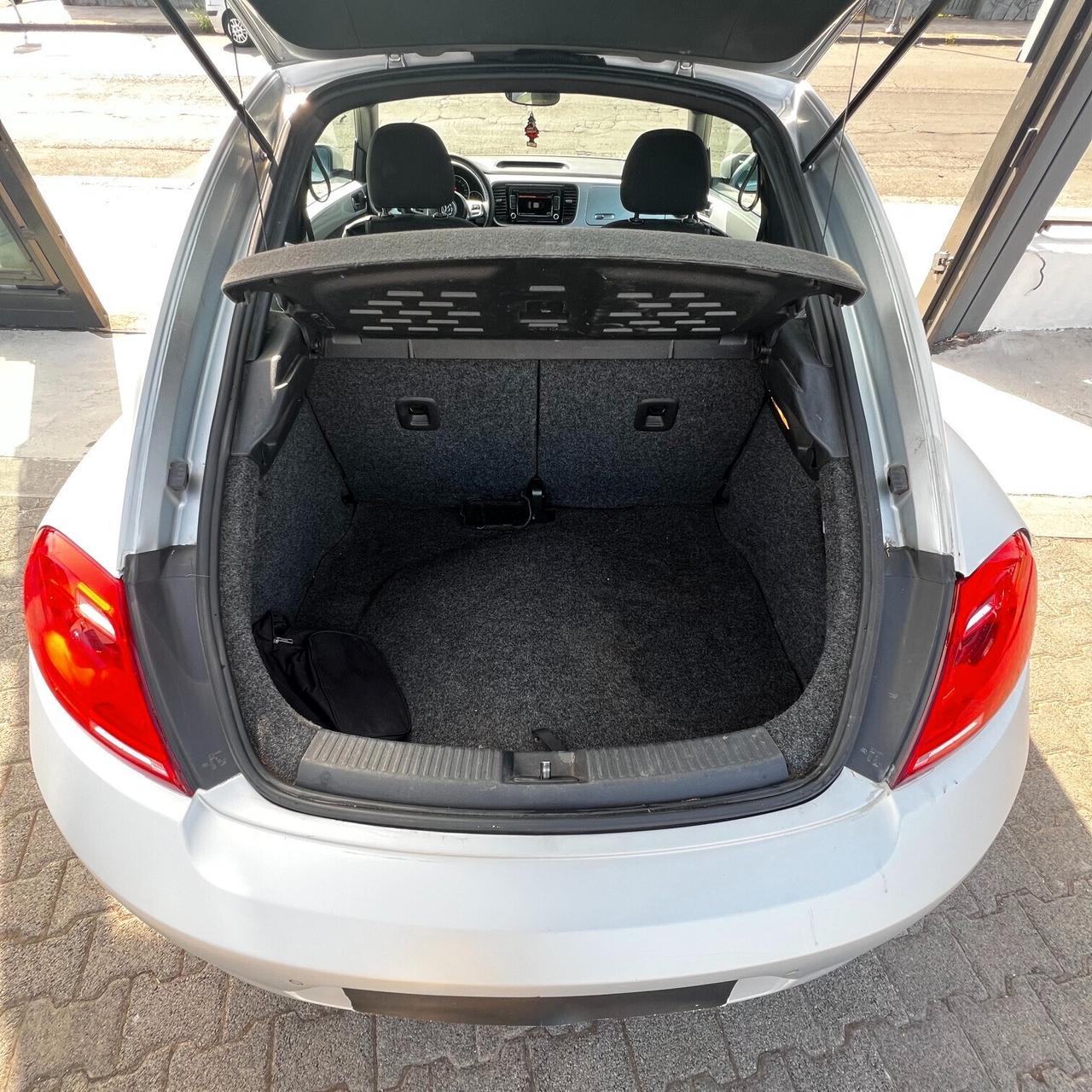 Volkswagen Maggiolino 1.6 TDI Design