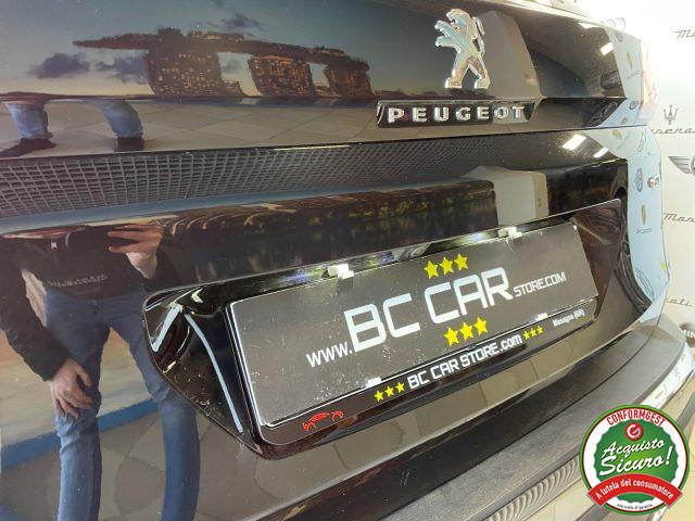 PEUGEOT 3008 BlueHDi 130cv EAT8 *NEW MODEL