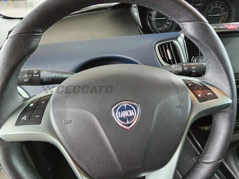 Lancia Ypsilon Ypsilon 1.0 firefly hybrid Platino s&s 70cv