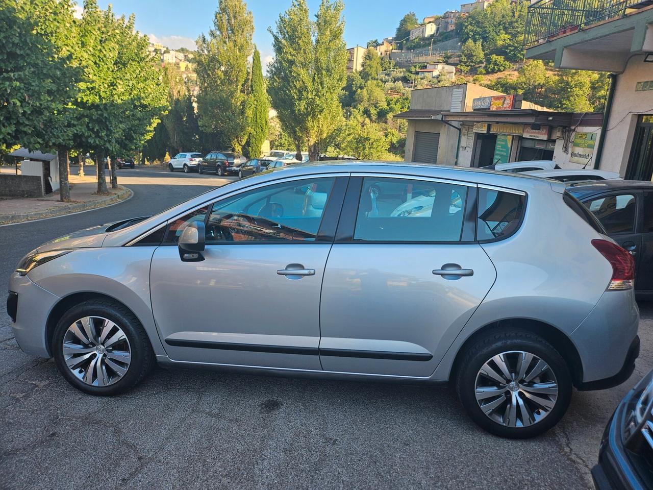 Peugeot 3008 1.6 HDi 115CV 129.000km 2015