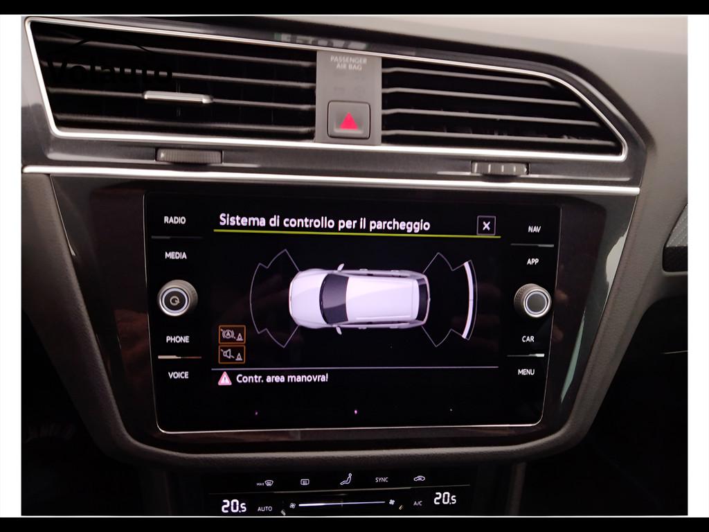 VOLKSWAGEN Tiguan II 2021 - Tiguan 1.5 tsi R-Line 150cv dsg