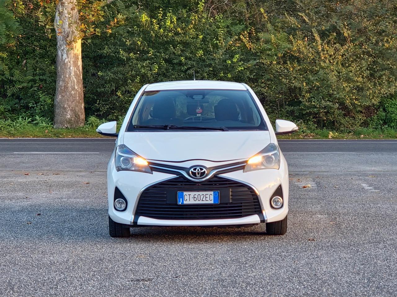 Toyota Yaris 1.0 5 porte Lounge 69 cv 2016-E6 Manuale NEO