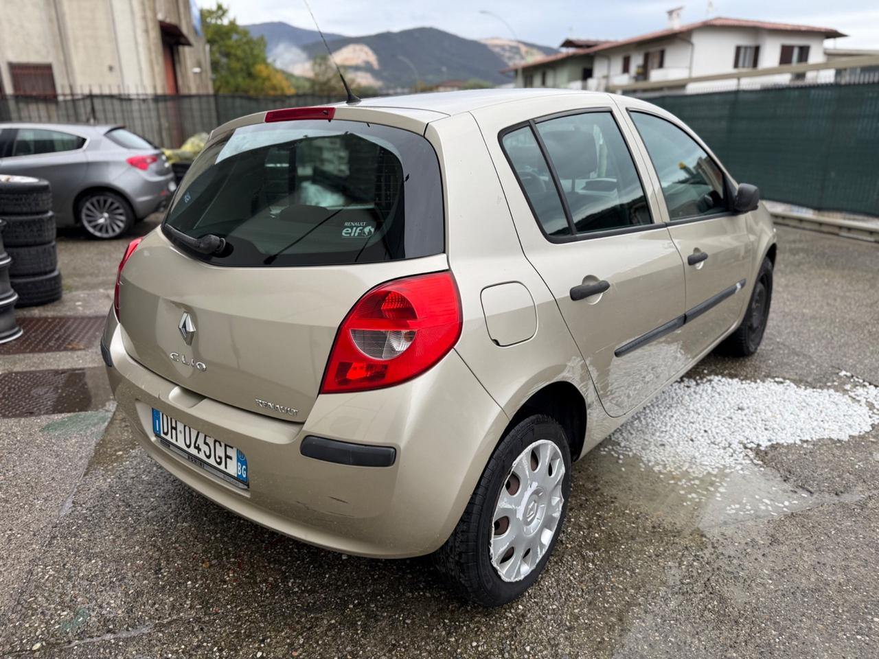 Renault Clio 1.2 16V 5 porte