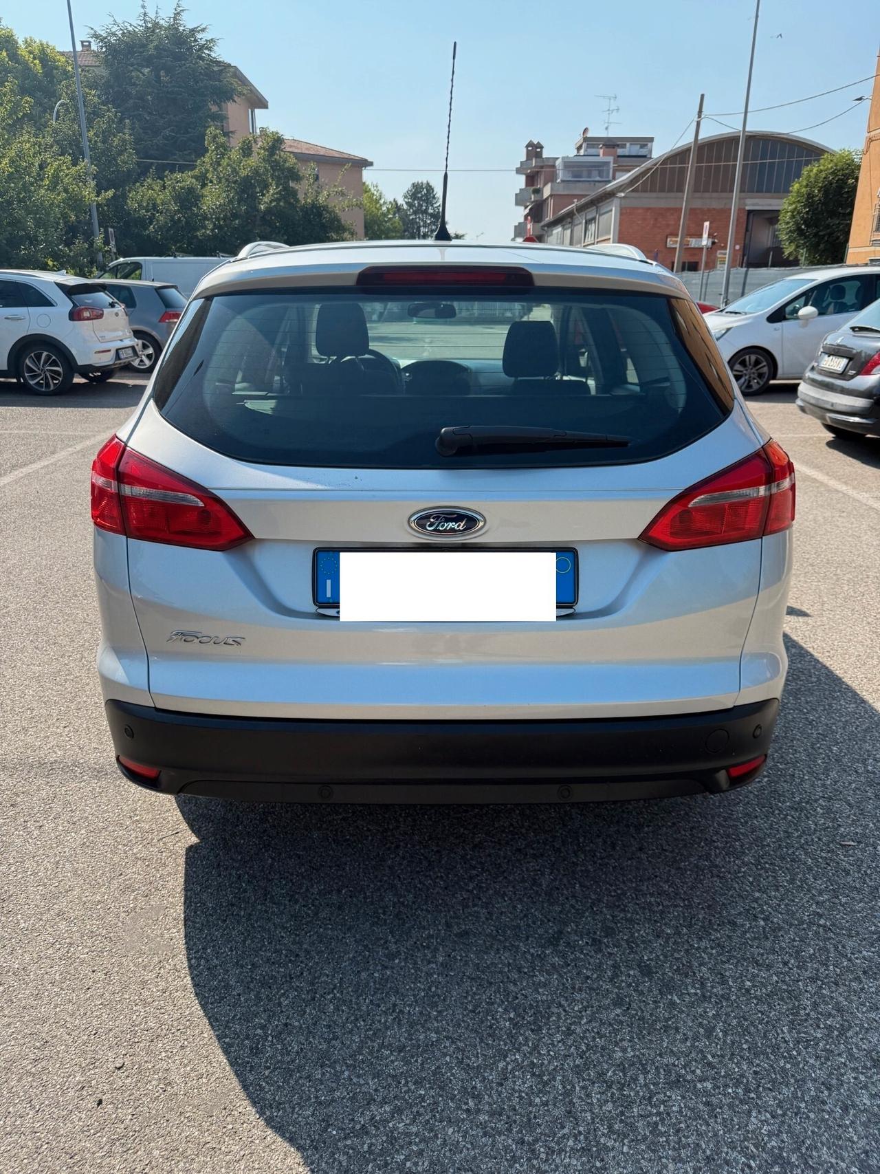 Ford Focus SW 1.5 tdci - NAV. - 12 MESI DI GARANZIA -