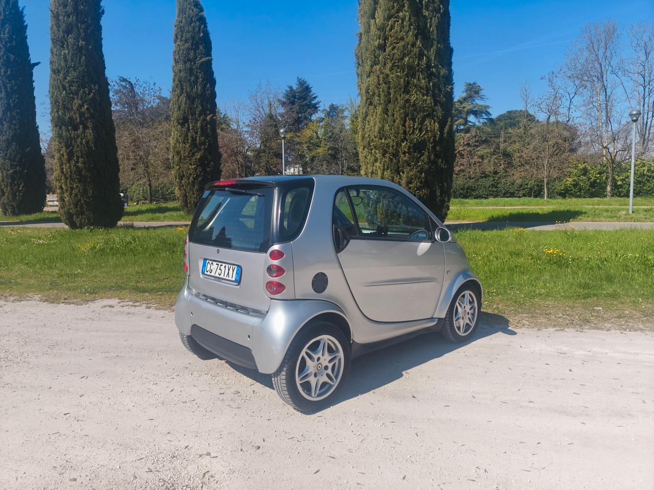 Smart ForTwo 700 coupé passion (45 kW)