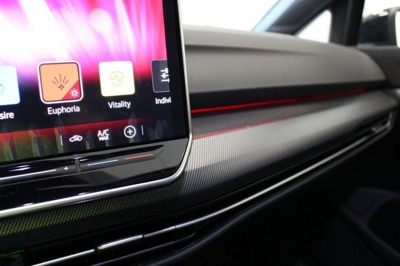 Volkswagen Golf 2.0 TDI 150 CV DSG SCR R-Line Plus