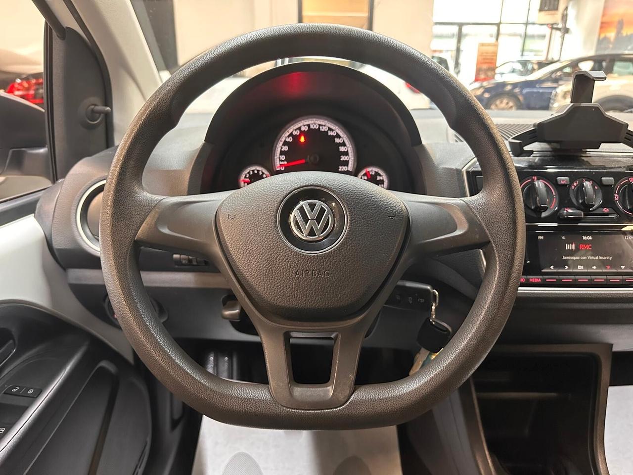 Volkswagen up! 5p 1.0 Move 60cv * NEOPATENTATI * 64.000 KM *