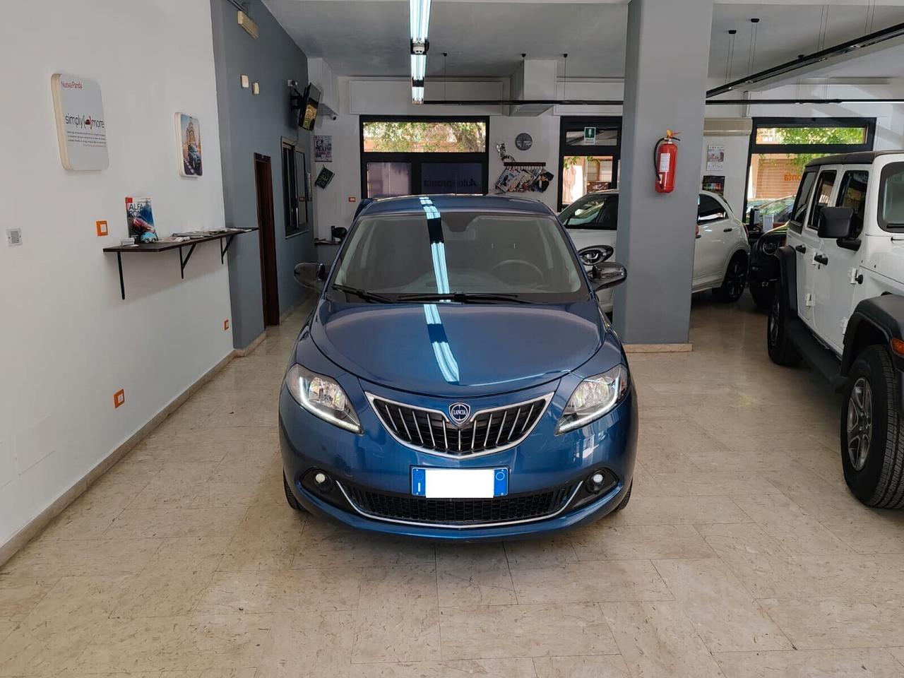 Lancia Ypsilon 1.0 FireFly 5 porte S&S Hybrid Gold Plus