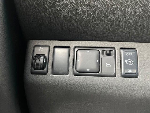 Nissan Navara 2.5 dCi 4 porte Double Cab ANNO 2008