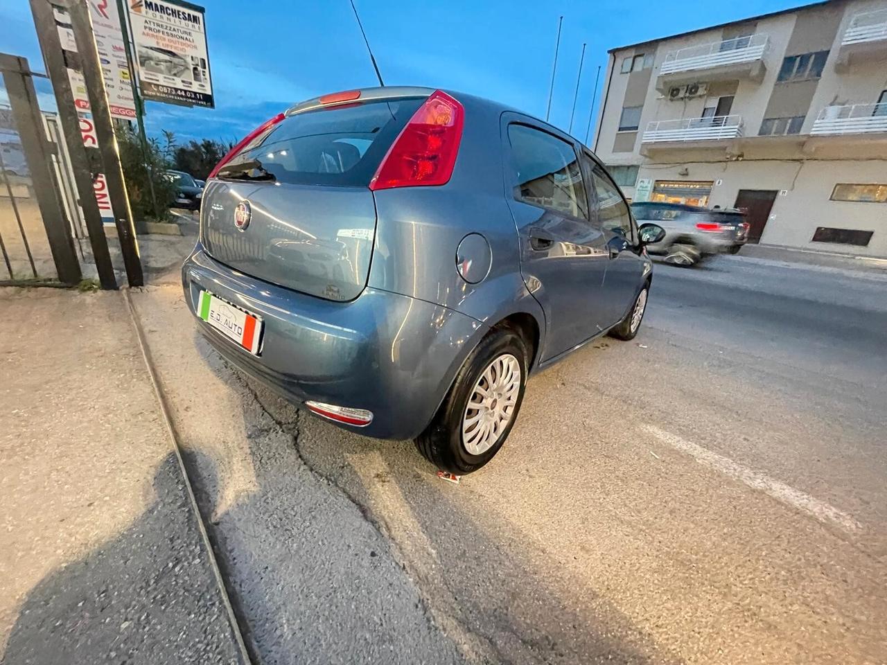 Fiat Punto 1.3 MJT II S&S 95 CV 5 porte Street