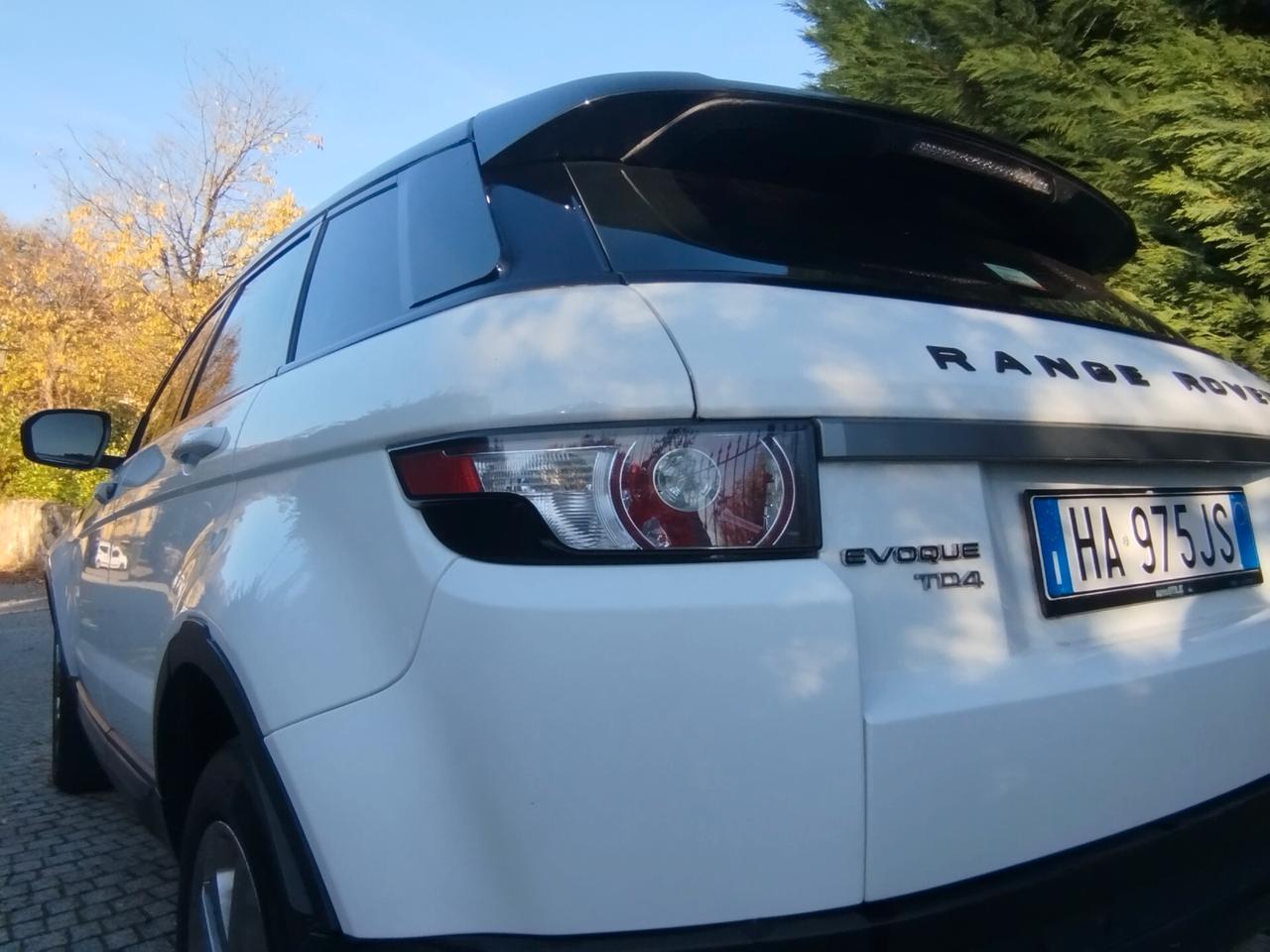 Land Rover Range Evoque 2.2 ( LAVORI SVOLTI CERTIFICATI)
