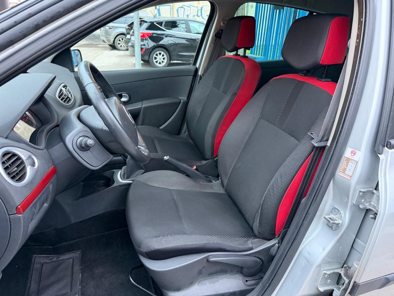 Renault Clio 1.2 benzina 75 cv 2008 100.000 km