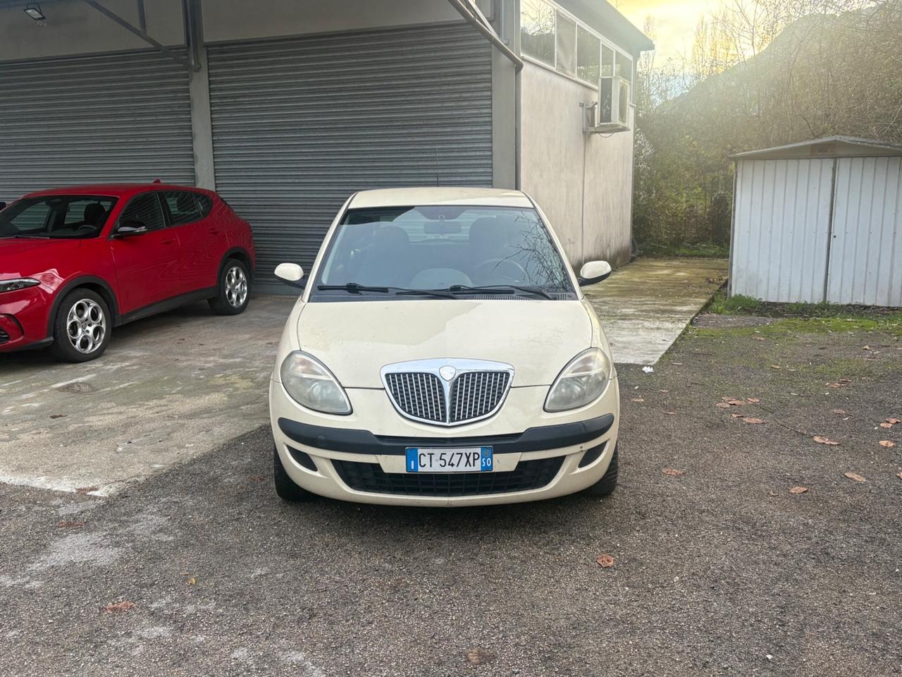 Lancia Ypsilon 1.2 FIRE