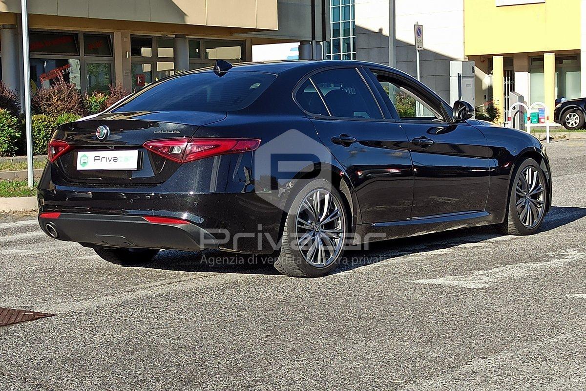 ALFA ROMEO Giulia 2.2 Turbodiesel 160 CV AT8