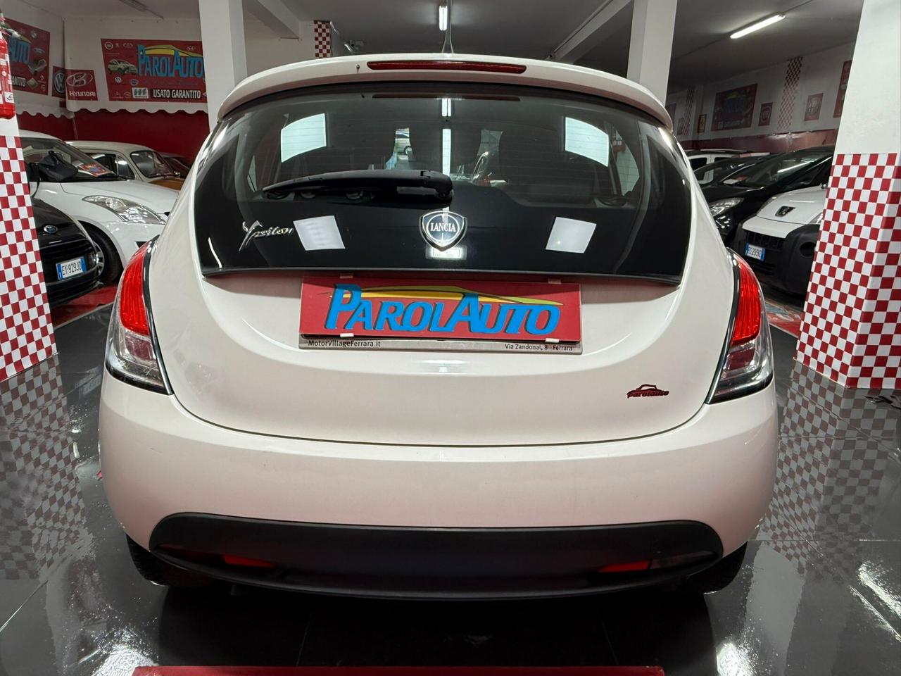 Lancia Ypsilon 1.2 69cv GPL Ecochic - 2012