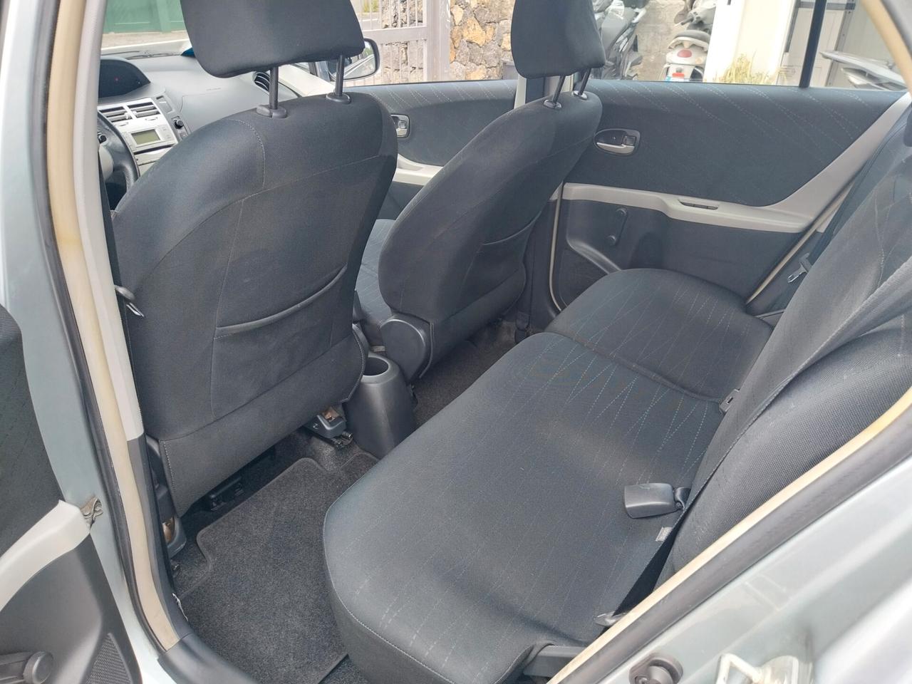TOYOTA YARIS 1.0 BENZINA 120.000 KM 2008